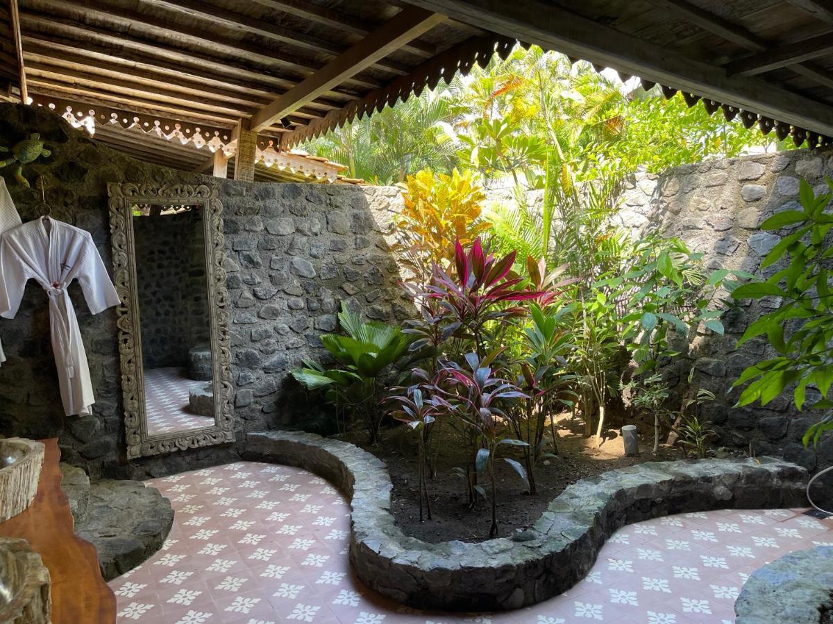 Louka Beach Bali Tianyar Ngoại thất bức ảnh