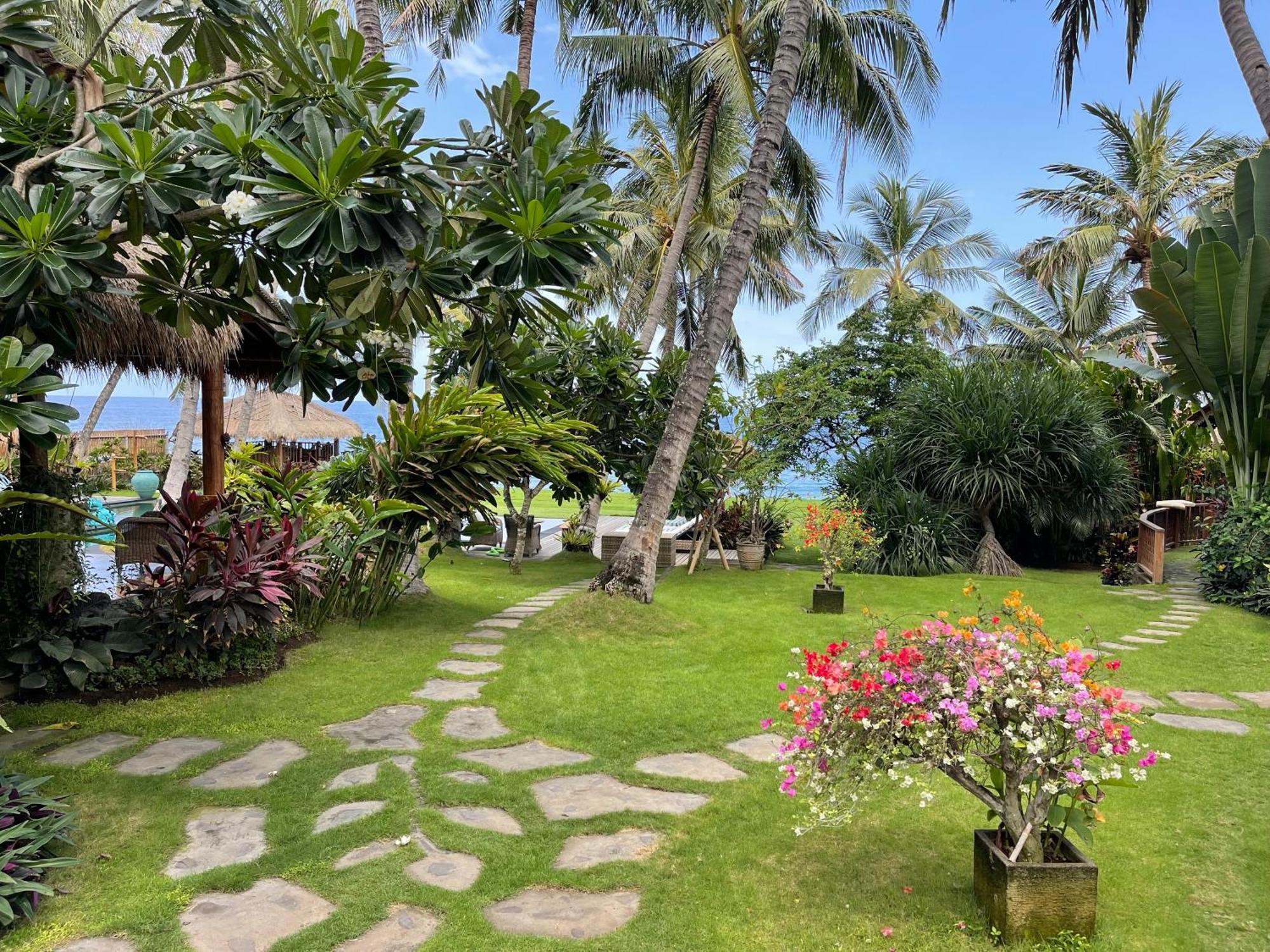 Louka Beach Bali Tianyar Ngoại thất bức ảnh