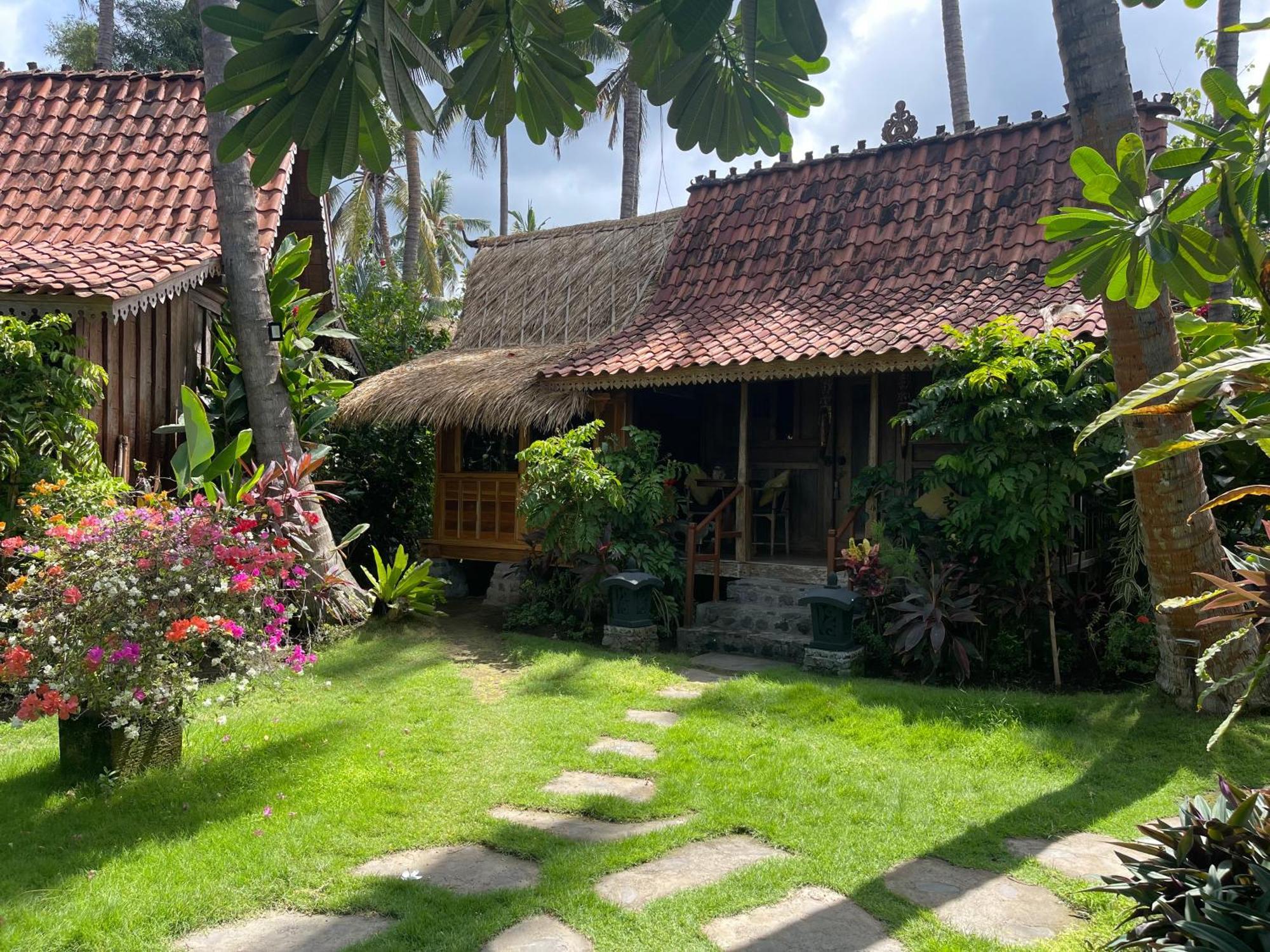 Louka Beach Bali Tianyar Ngoại thất bức ảnh