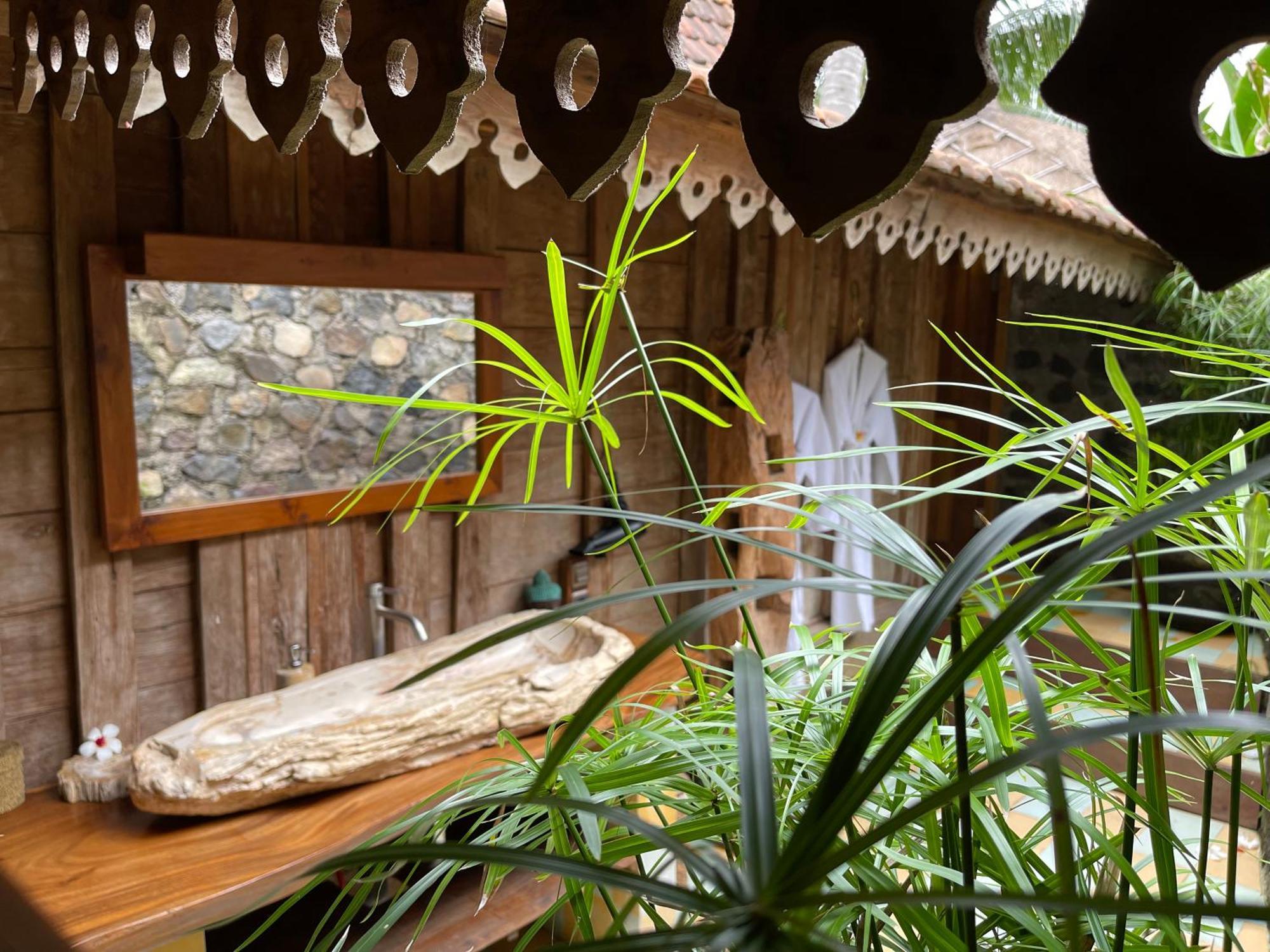 Louka Beach Bali Tianyar Phòng bức ảnh